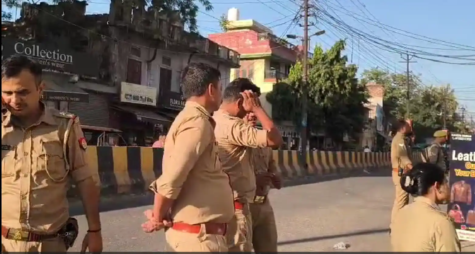 मेरठ के सोतीगंज में फिर गरजी पुलिस : चोरी की गाड़ियों के कटान की आशंका पर भारी छापेमारी