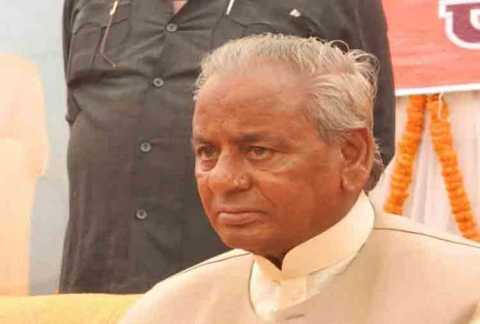 अलीगढ़ – कल्याण सिंह को भारत रत्न और धनीपुर हवाई पट्टी का नाम उनके नाम पर करने का प्रस्ताव