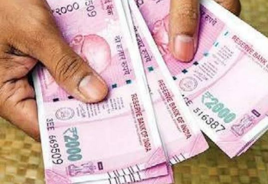 गंगा एक्सप्रेसवे : दिवाली से पहले किसानों पर हुई धनवर्षा