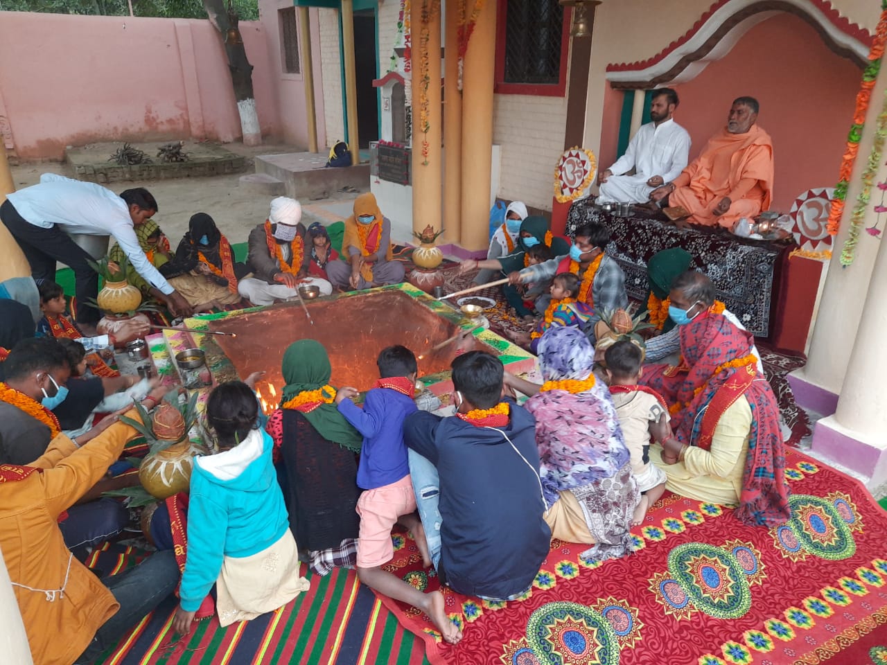 मुजफ्फरनगर- दो परिवारों के 26 सदस्य मुस्लिम धर्म छोड़कर हिंदू बने