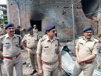 cracked warehouse in Bijnor