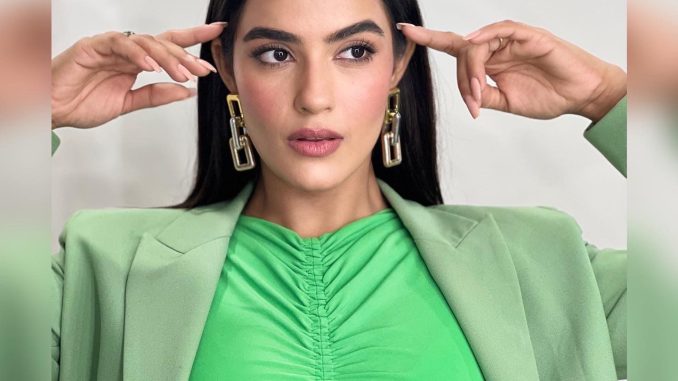 Kavya Thapar