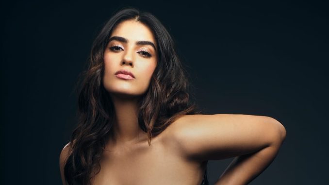 kavya thapar
