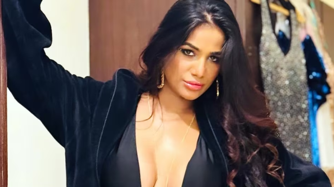 poonam-pandey
